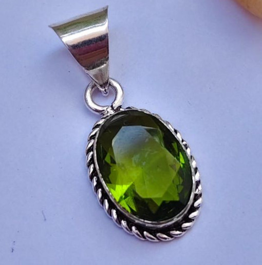 Oval Green Peridot Gemstone Pendant 925 Sterling Silver Handmade Jewelry Gift