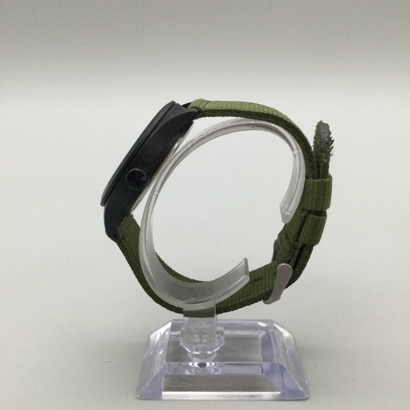 Lenqin Watch Mens 40mm Black Case Olive Green Nylon Band Date WR 50M