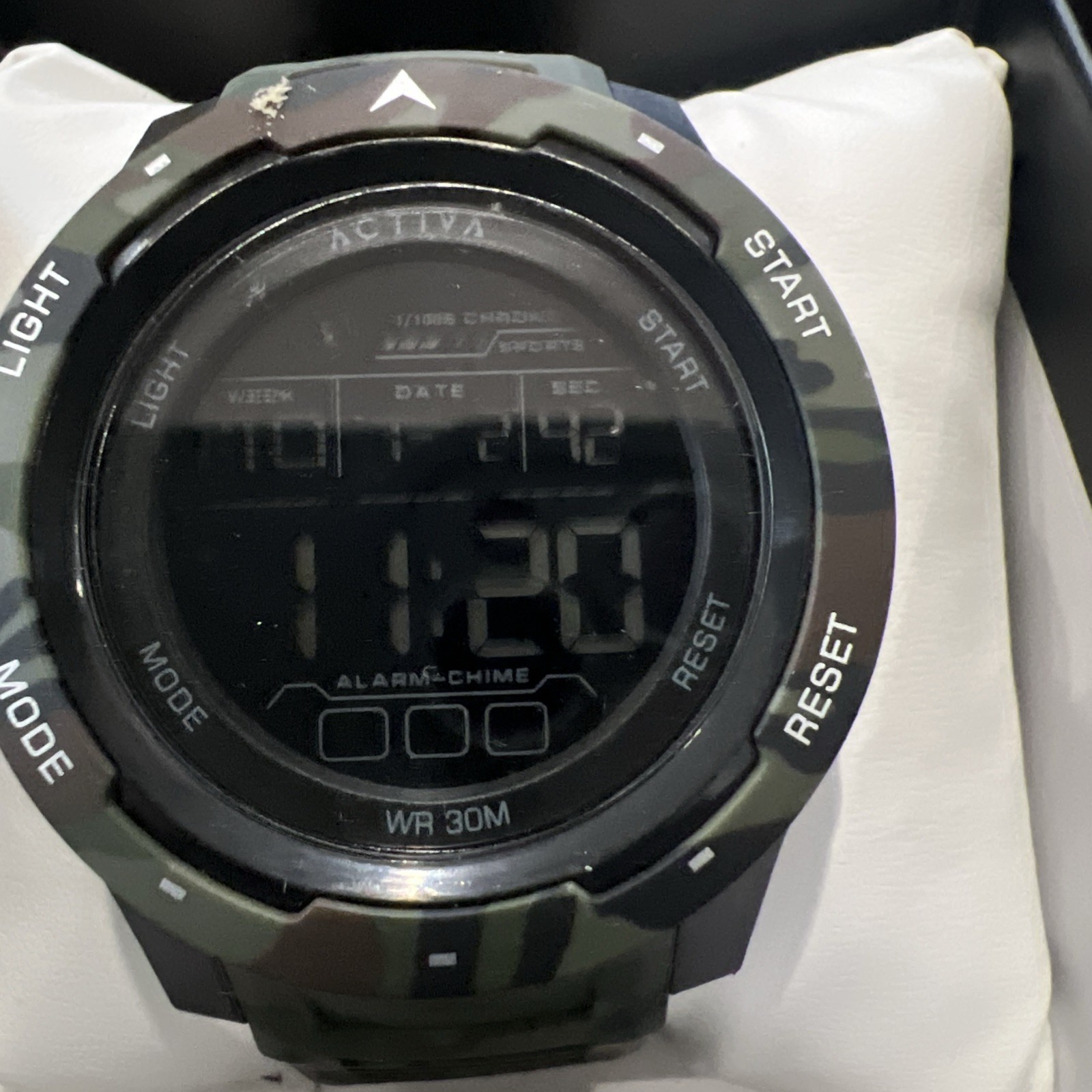 Activa X Terrian Invicta Digital 45mm Camouflage Green (ACW8105MC-001) NWT 😎