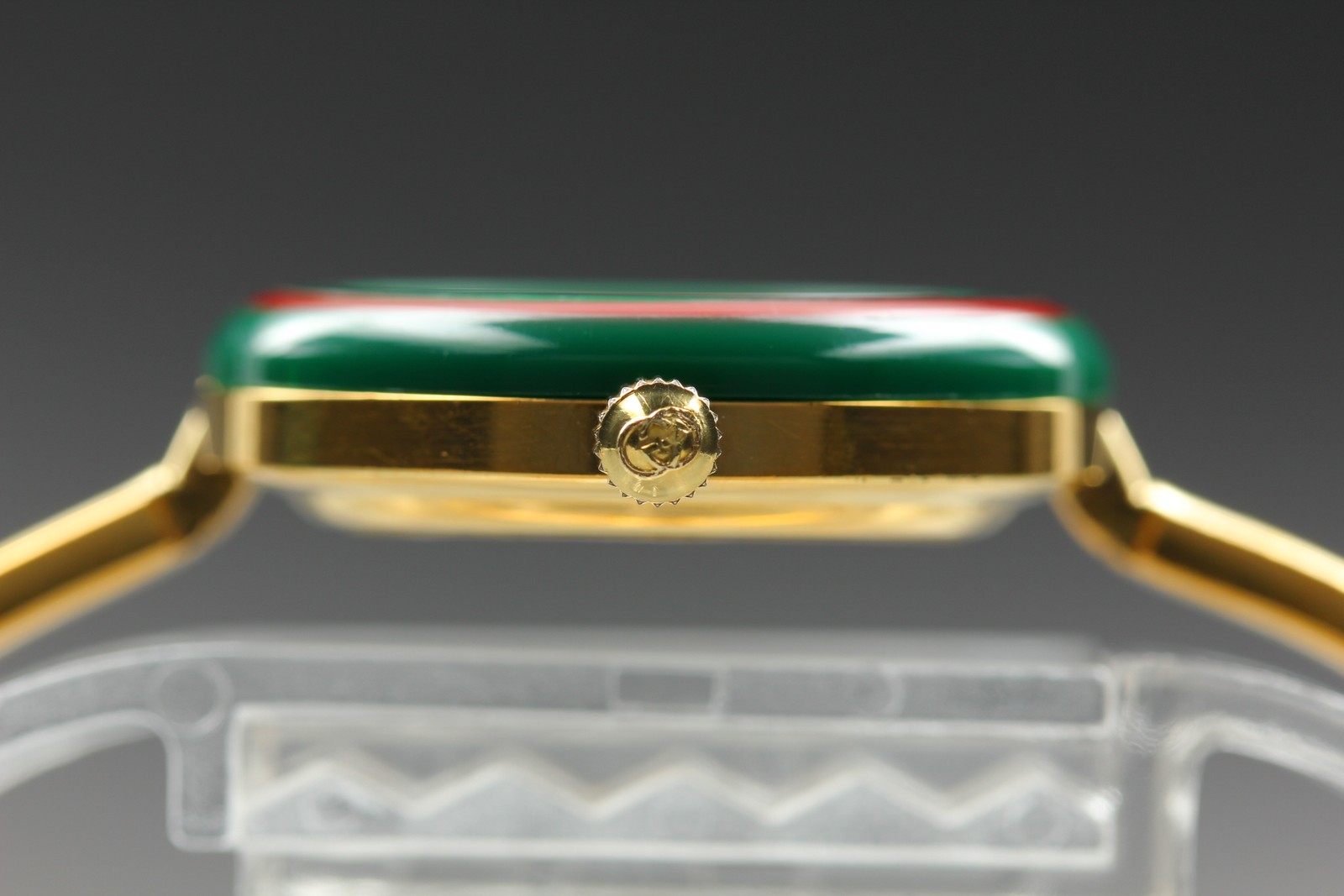 [Near MINT] GUCCI 11/12.2 Change Bezel 12 Colors Ladies Quartz Watch From JAPAN