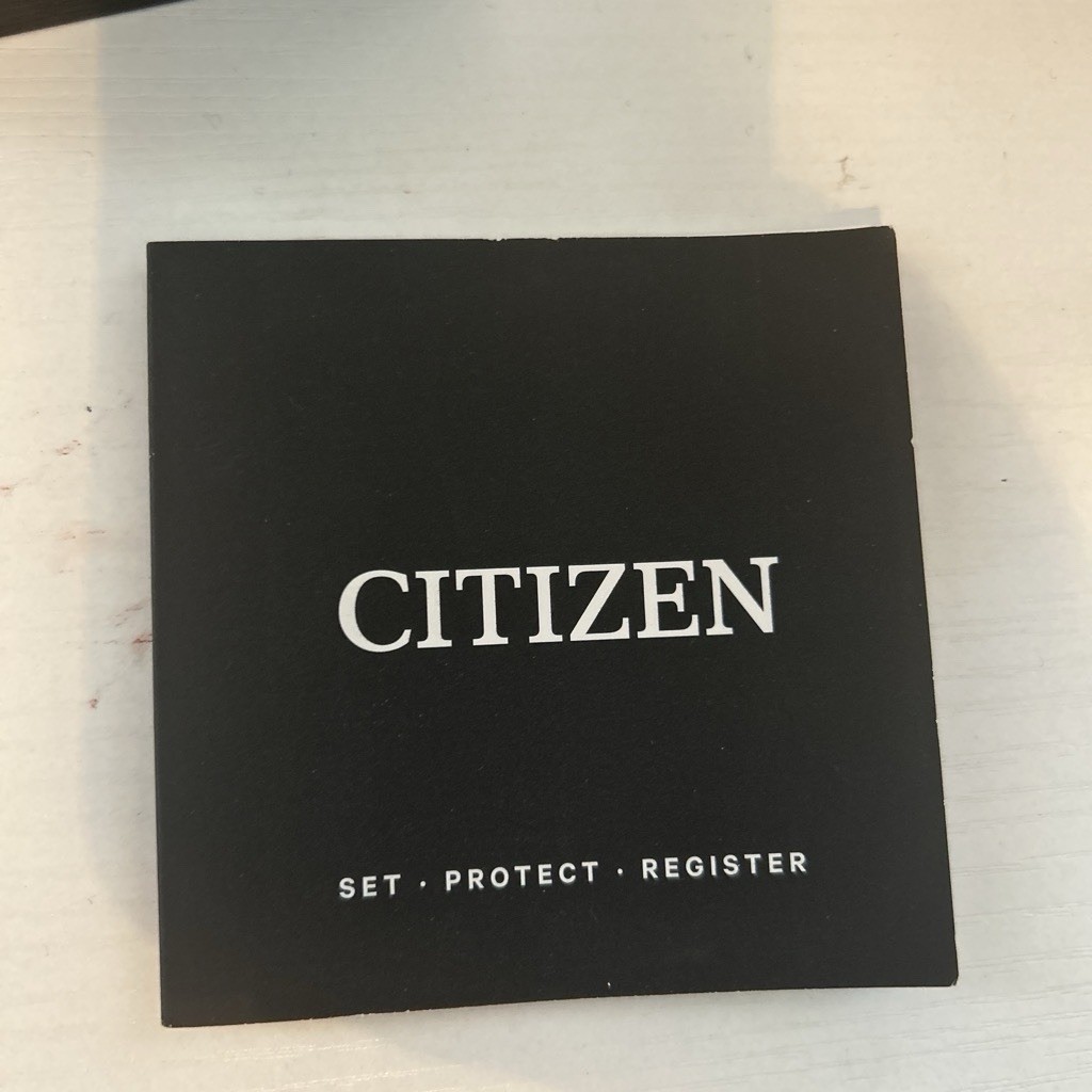 Authentic Citizen Eco Drive watch Original packaging and receipts 8729-s093040