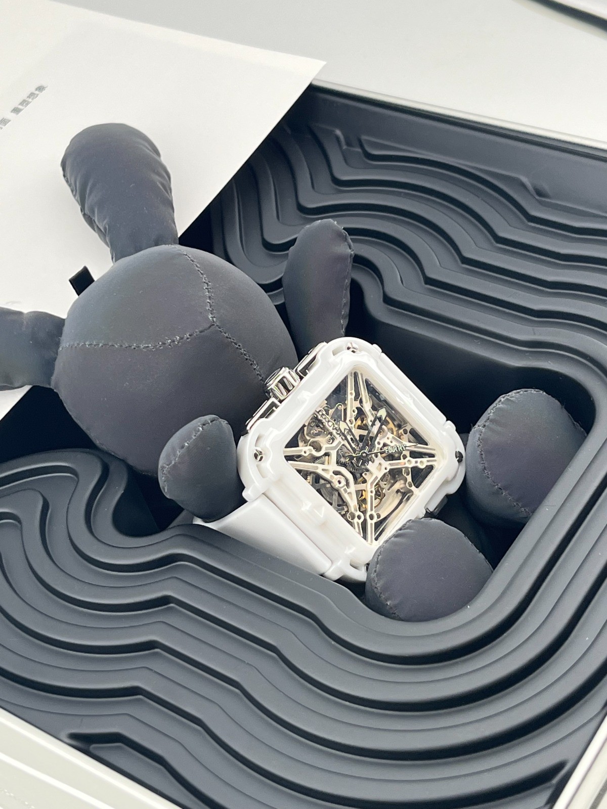 CIGA DESIGN X Series WHITE CERAMIC Mechanical Watch Machina BRAND NEW