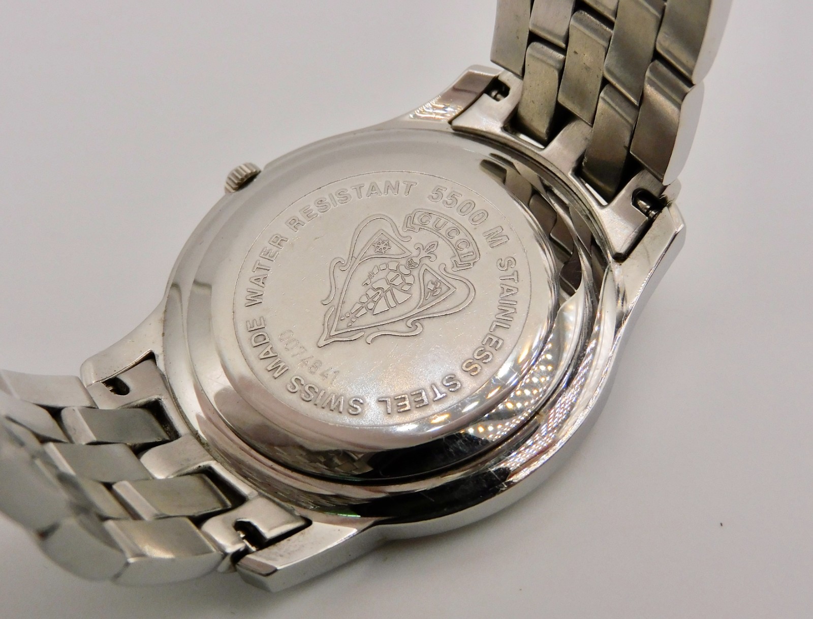 GUCCI 5500M White Roman Dial Quartz Men’s Watch Date Swiss Made