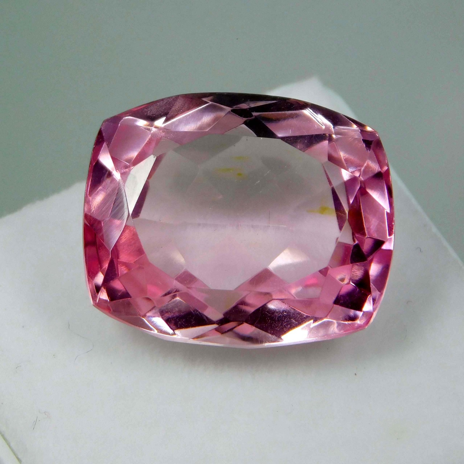 Natural Unheated Peach Pink Morganite Madagascar 17.70 Ct Gemstone Full Fire