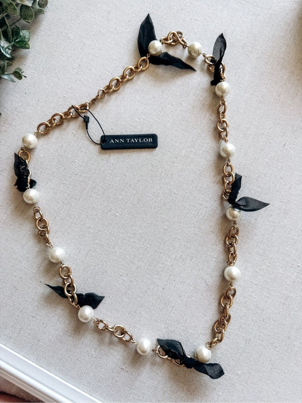 Ann Taylor Gold Tone Faux Pearl Chain Ribbon Statement Necklace NWT