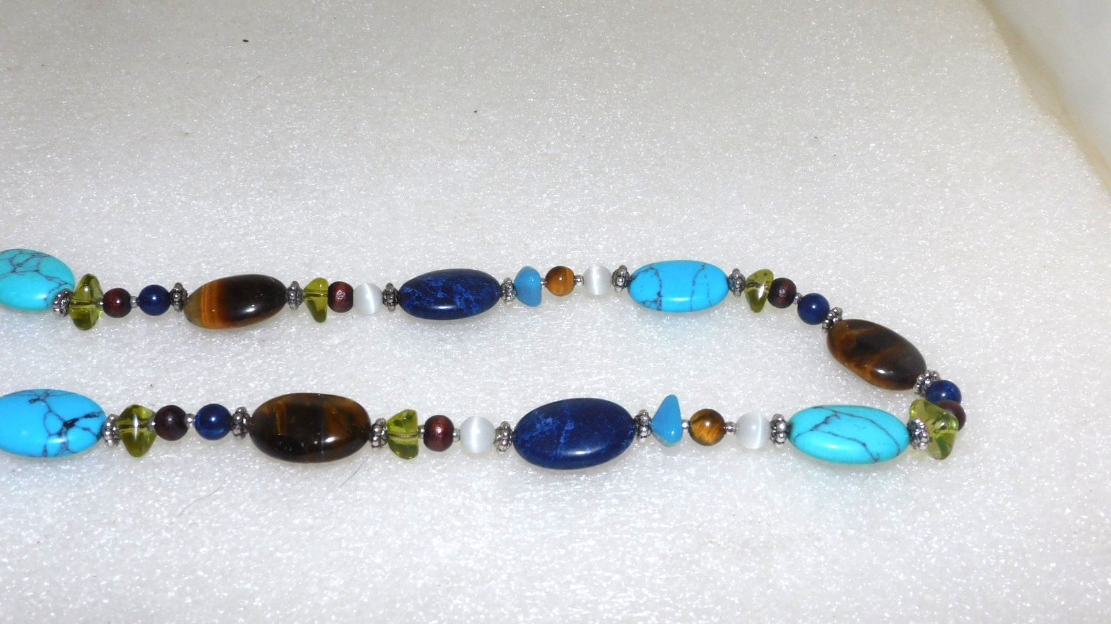 17″ TURQUOISE TIGER EYE STONE & COLORED GLASS BEAD CHOKER BUTTON CLASP NECKLACE