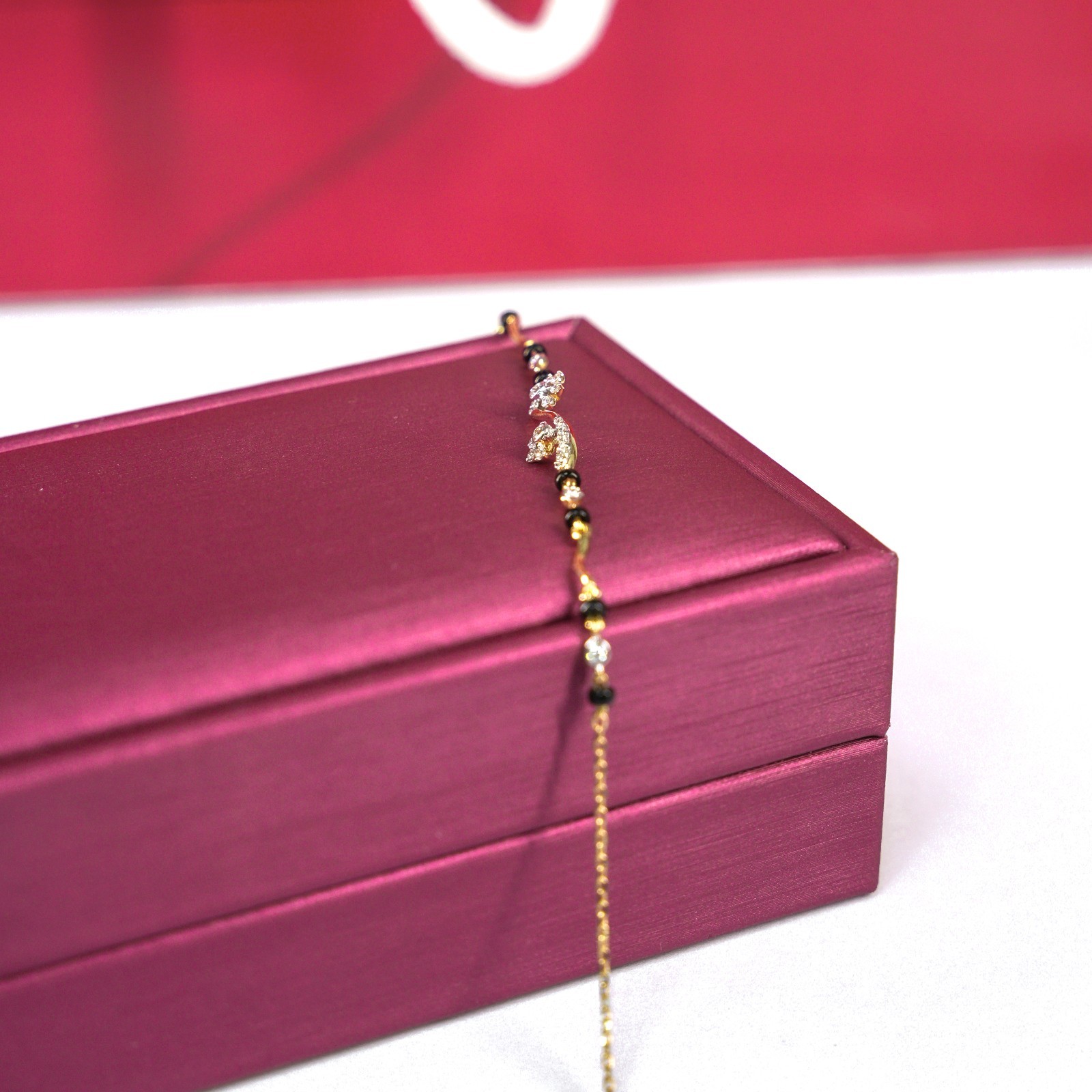 18 KARAT MANGALSUTRA BRACELET | NATURAL DIAMOND | IGI CERTIFIED | YELLOW GOLD