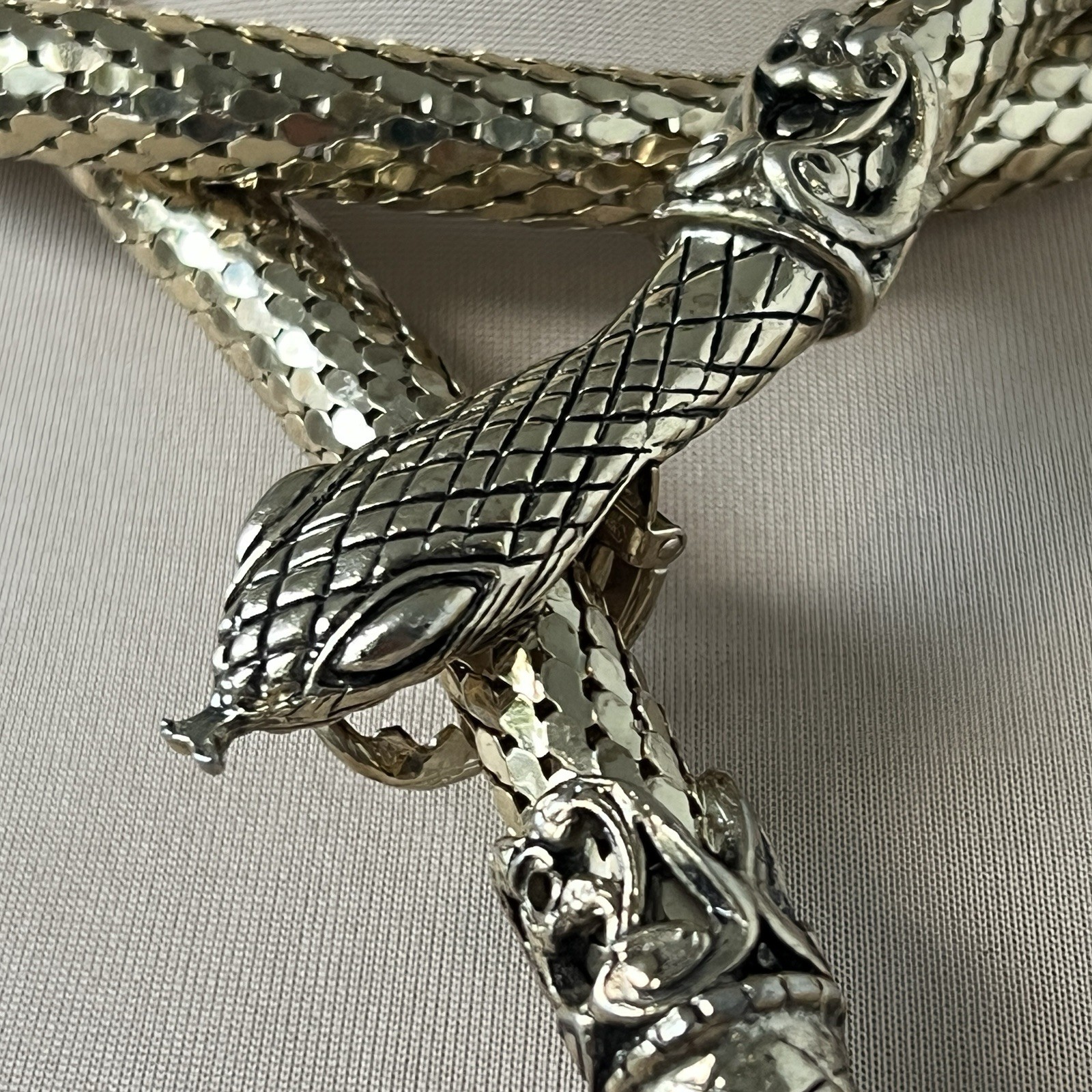Whiting & Davis Signed Mesh Snake Belt Necklace 🐍 Mint! Vtg Lariat in Gold 40”