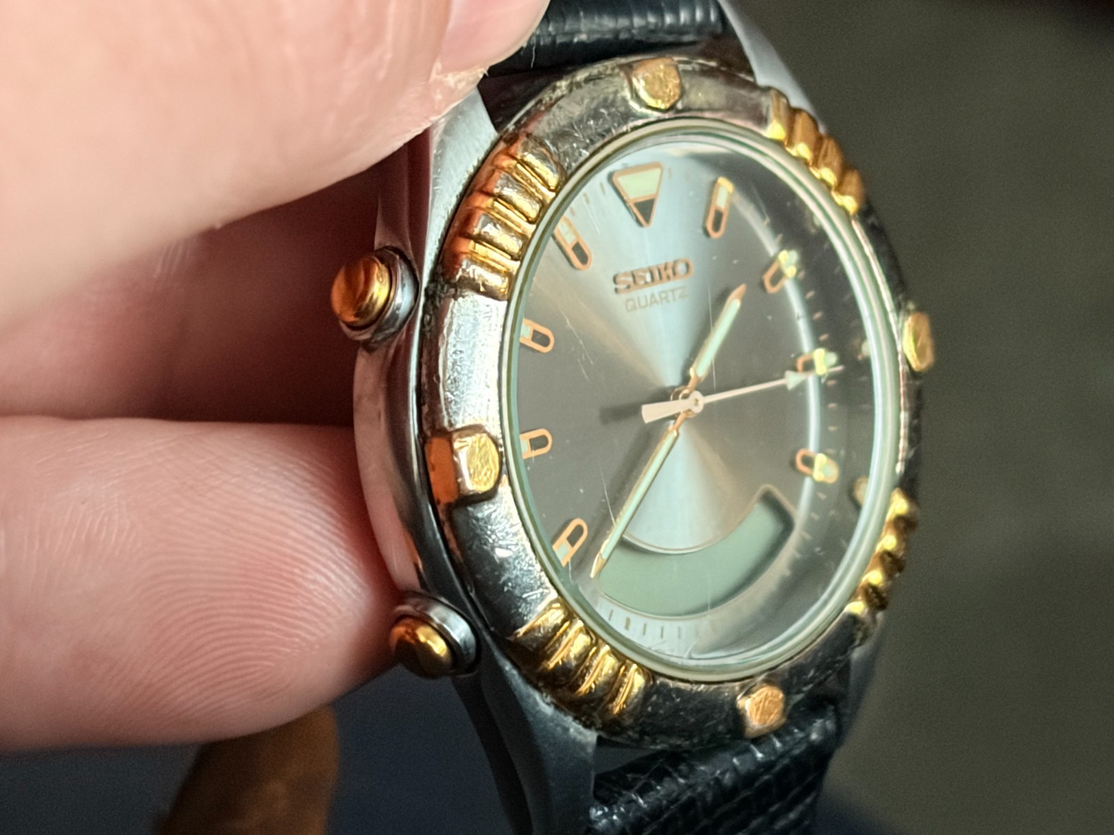 Vintage Seiko H801-7028 Analog Digital Quartz Watch; Orig Bracelet; NOT WORKING.