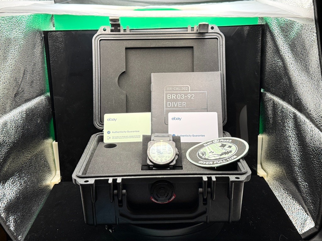 Bell & Ross BR03-92 Diver Fulham Limited 1 of 999 BR0392-D-C5-CE/SRB Watch Lume
