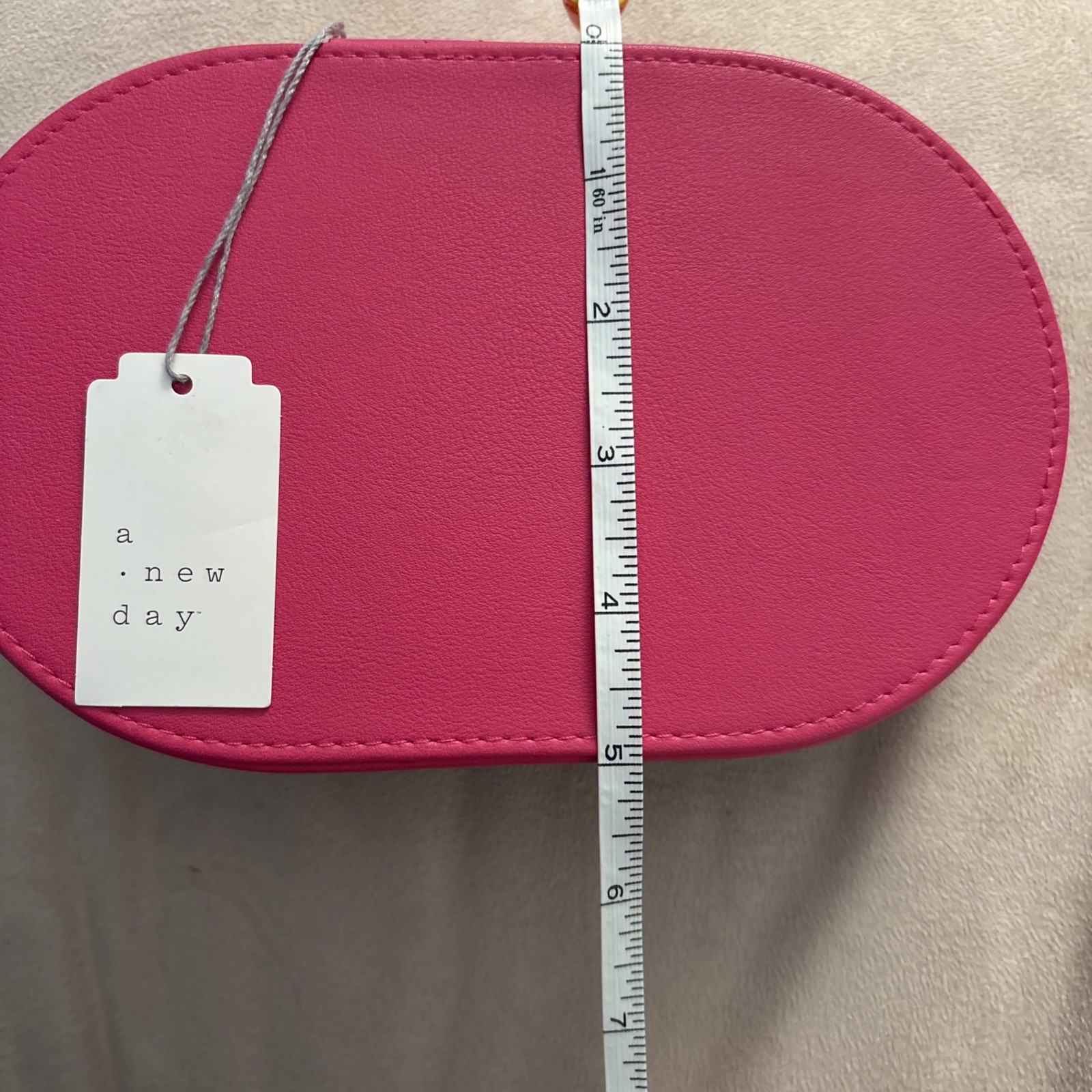 A New Day Round Zip Jewelry Organizer Pink Travel Case NWT Compact