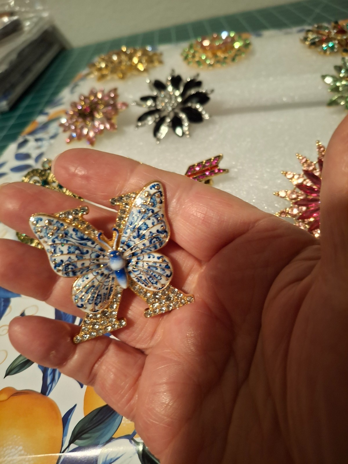 Modern Rhinestone Brooch Pin Lot (10 Pc) – Grandmillennial Granny Chic