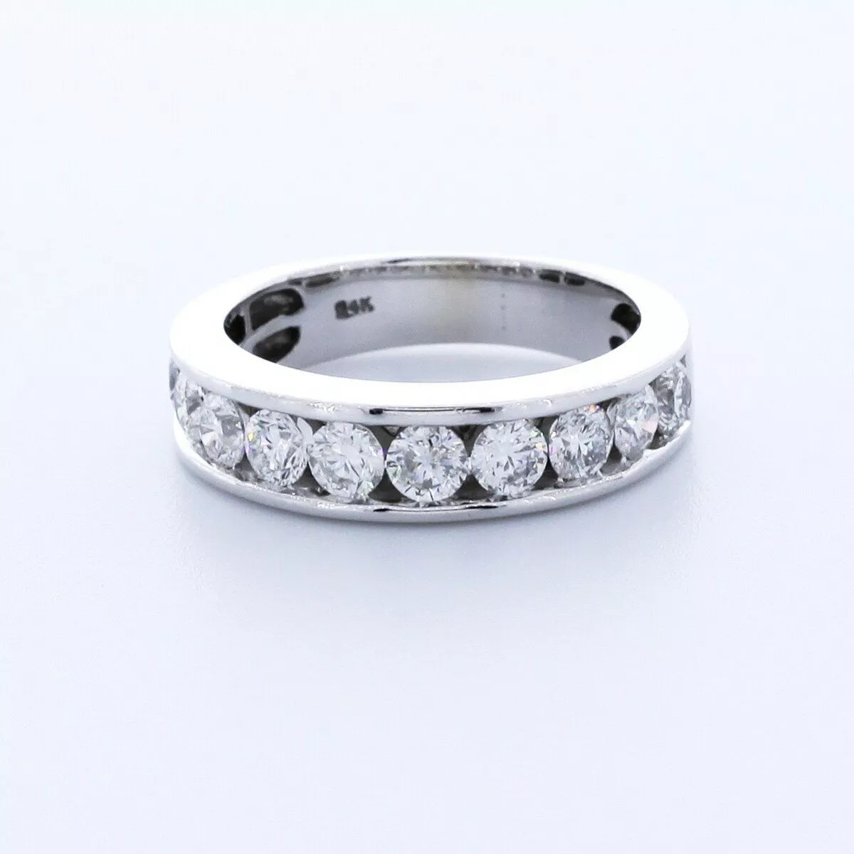 Classic Wedding Band 14K Gold Classic Round 1.50 Carat Lab-Grown Diamond E VVS2