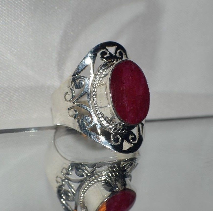 7.00 ct. 14X10mm NATURAL AFRICAN RED RUBY QUARTZ GYPSY RING .