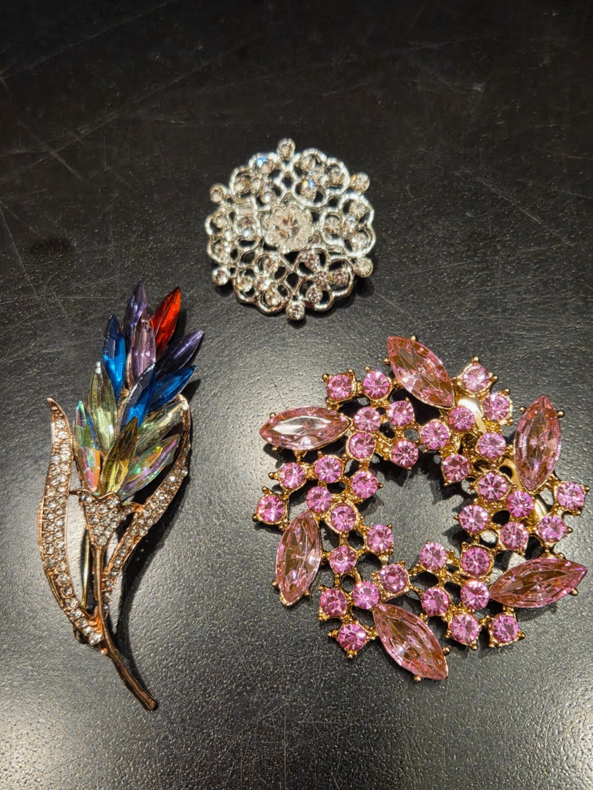 Beautiful Big Pink Rhinestone Wreath Multicolor Floral Flower Brooch Lot 293-159