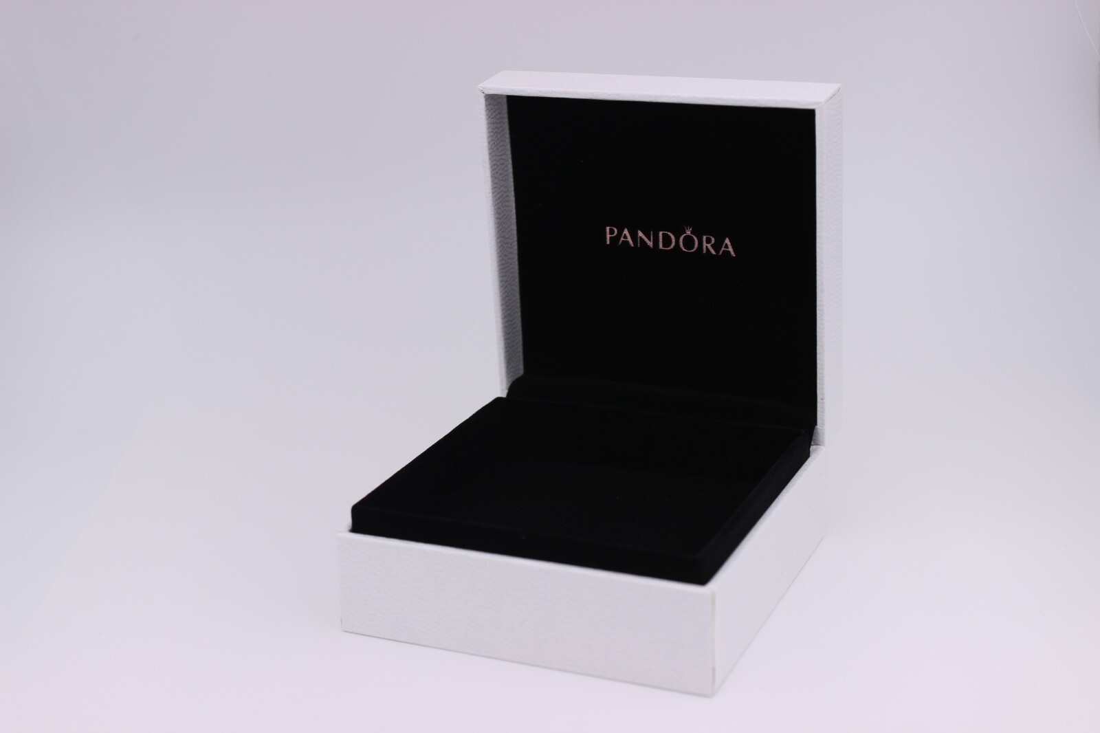 NWB PANDORA Moments Pave Heart Clasp Snake Chain Slider Bracelet Adjustable