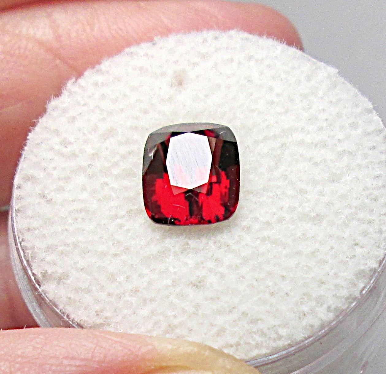 STRIKING 2.56 CT NATURAL NOBEL RED SPINEL FACETED CUSHION CUT MYANMAR