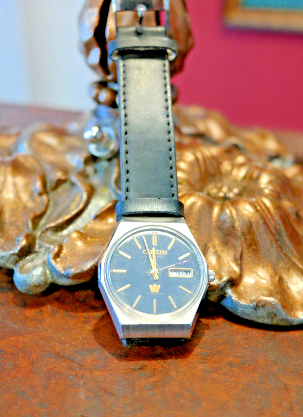 Distinguished Citizens Men’s Wristwatch – – Automatic 21J, Nice Leather Band