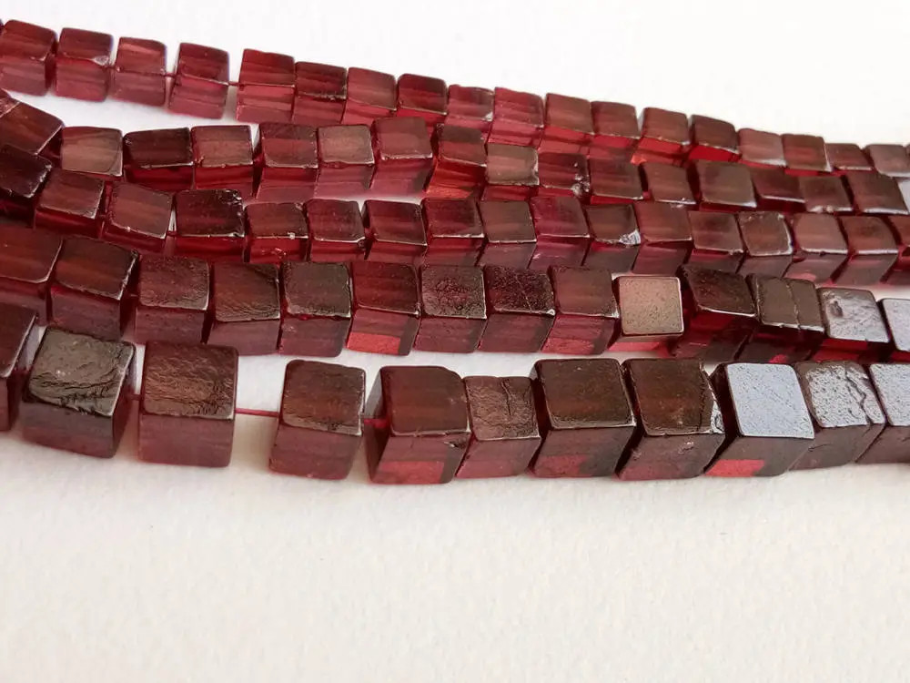 3.5-5.5mm Garnet Cube Beads, Garnet Plain Box Beads, Natural Garnet Gemstones