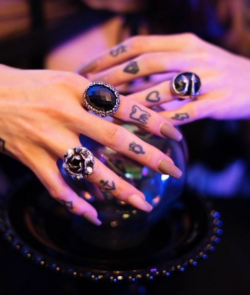 Femme Metale Ornate Ring Around The Rosie Huge Black CZ Sterling Silver 925 Rose