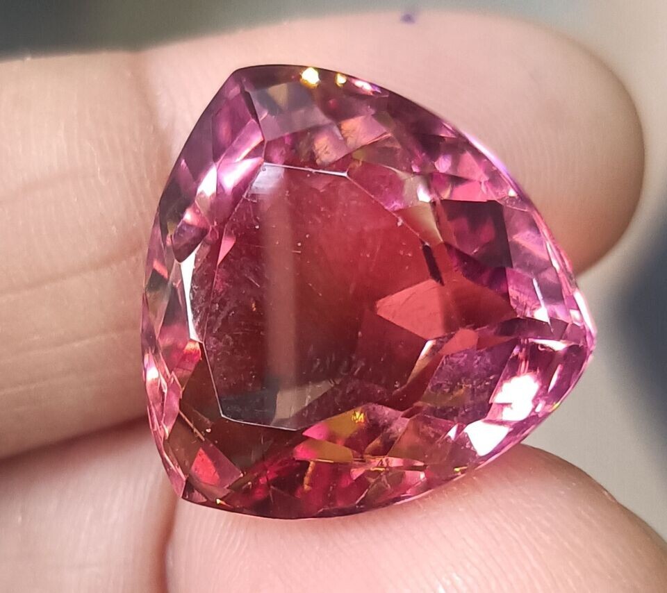 Natural 16.50 Ct Bi – Color Changing Andalusite Certified Cushion Loose Gemstone