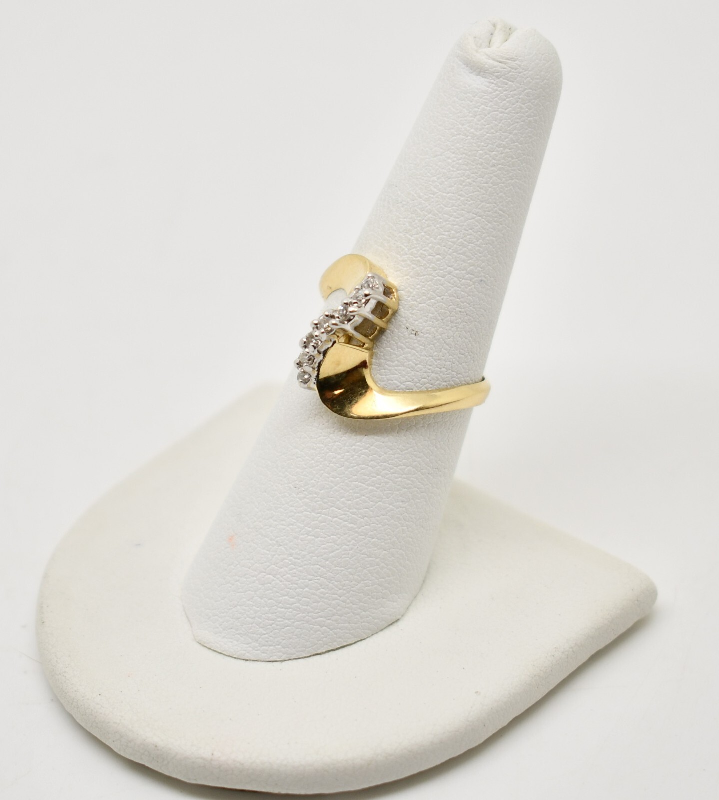 14K Yellow Gold Fancy Curved Diamond Ring 0.07 CT 7.0 GOLD-2931