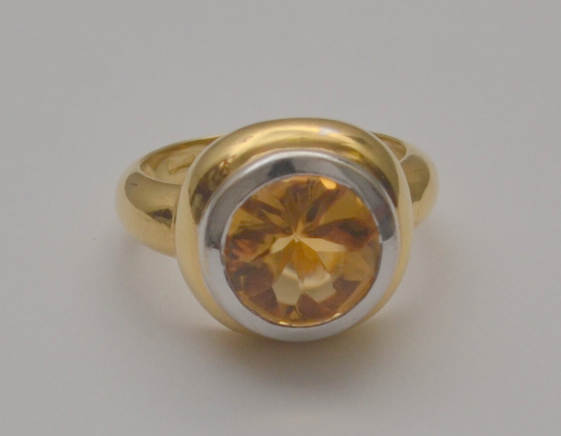 18K Yellow White Gold 10mm Round Cabochon Topaz Ring 8.4 Grams Size 6.75 DR5 lot