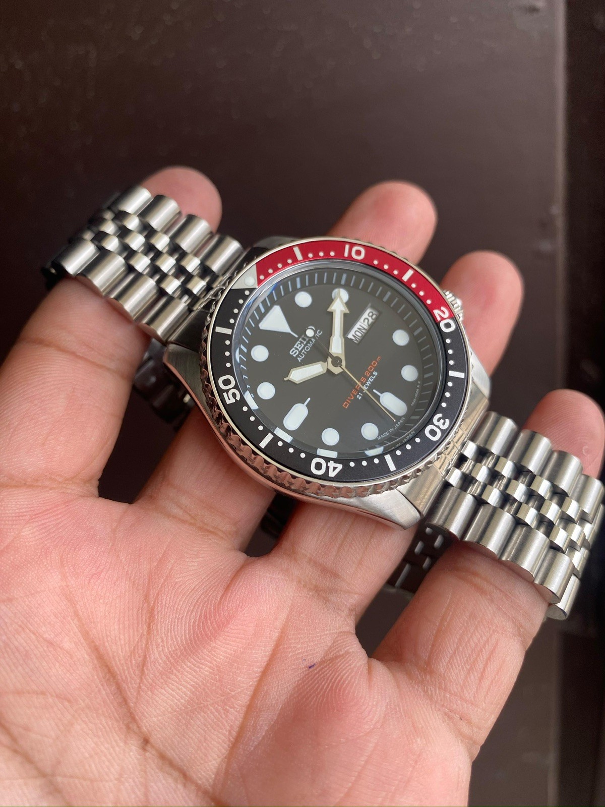 Seiko SKX007 Automatic Diver Watch Pepsi Bezel Day-Date Jubilee Bracelet Watch