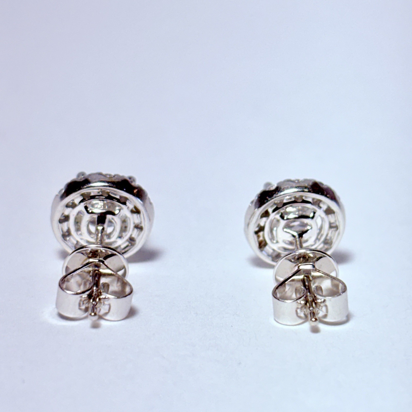 GG Certified 18K White Gold 1.0ctw G-H VS Diamond .35ctw Halo Stud Earrings 2.8g