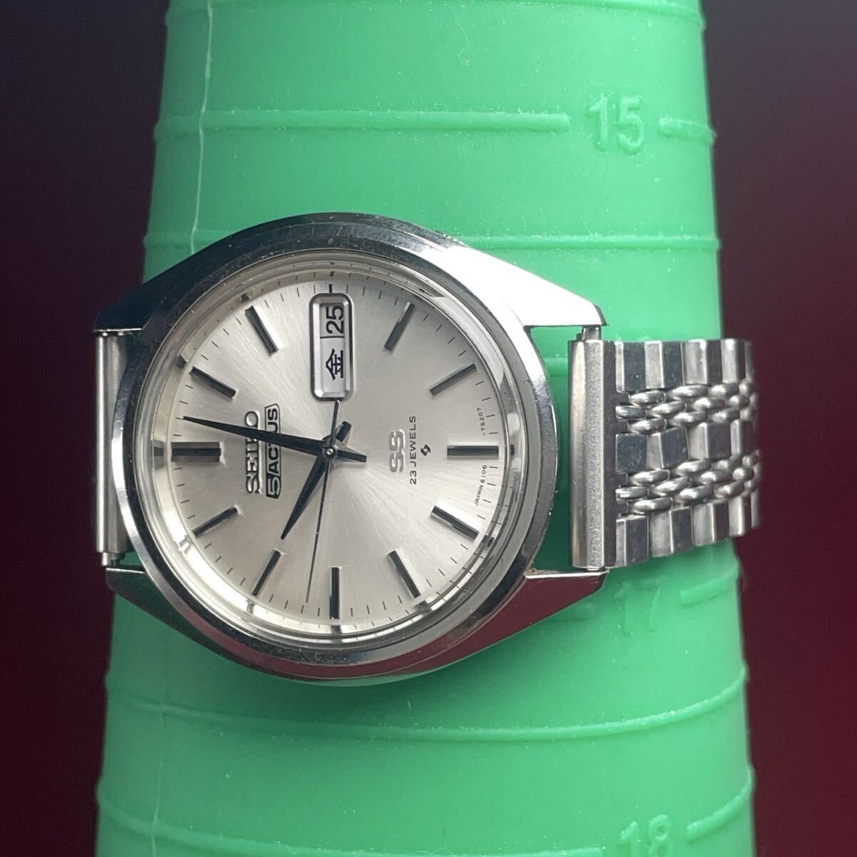 Vintage 1973 SEIKO 5 ACTUS SS 6106-7480 Auto 23J Made in Japan Men’s New Crystal