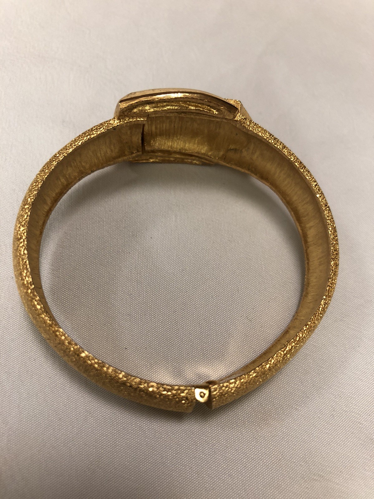 Signed Trifari Belt Clamper Bracelet Vintage Jewelry Lame’ Luminous Gold Color