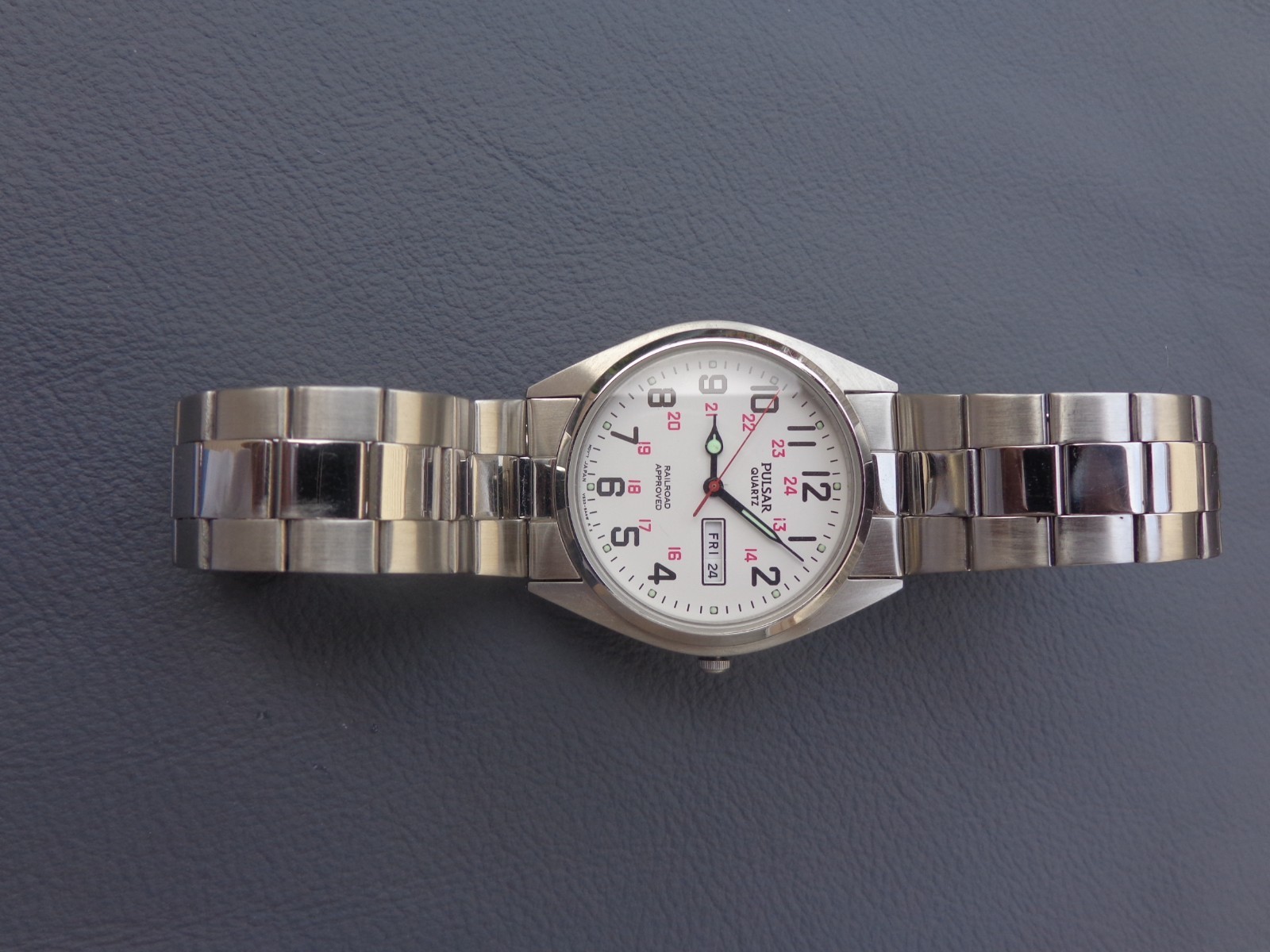 VINTAGE PULSAR “RAILROAD APPROVED” DAY-DATE BY SEIKO V533-9A00