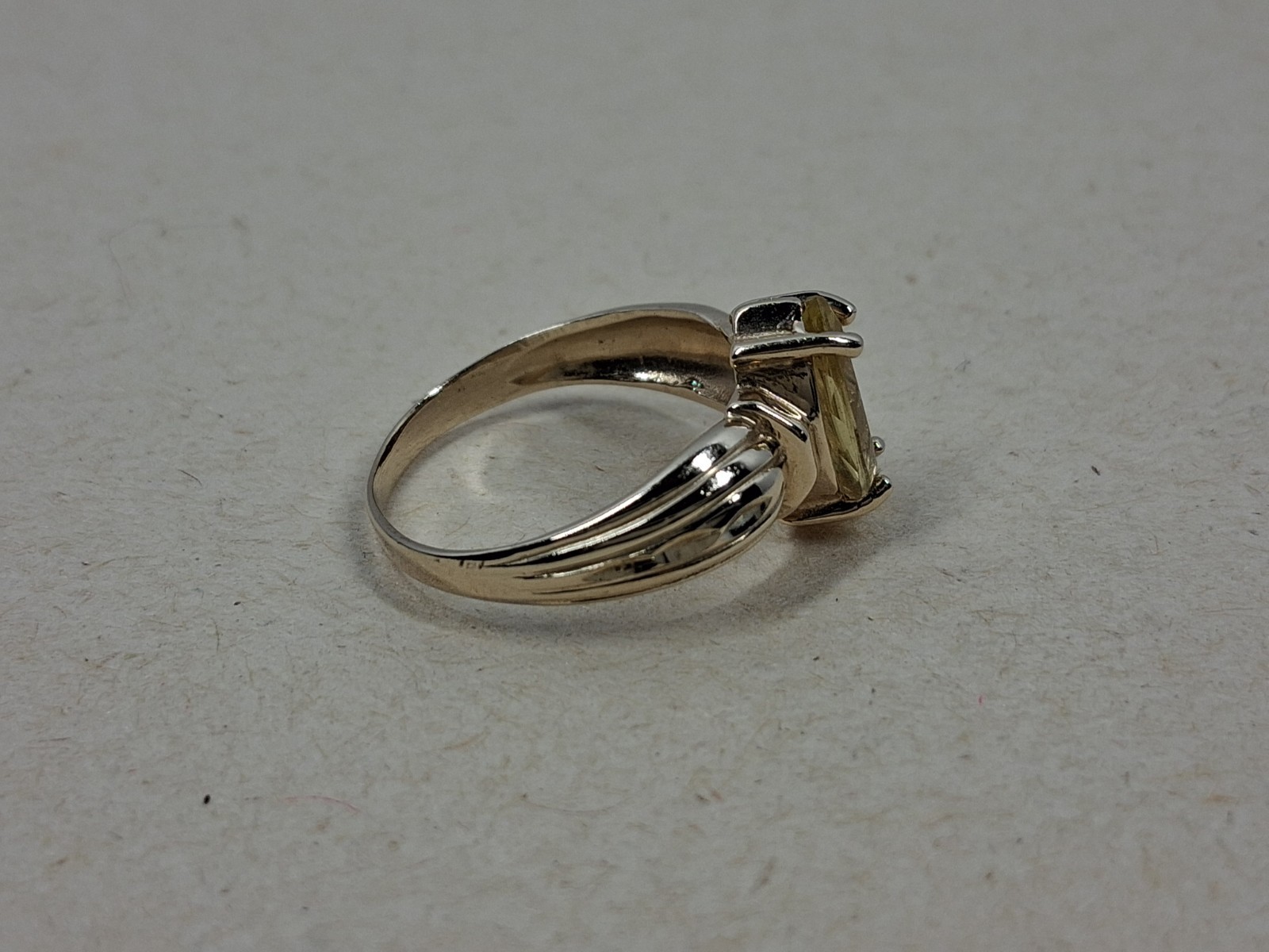 Vintage 14K Yellow Gold Marquise Lemon Quartz Statement Ring 3.29g Size 7.75