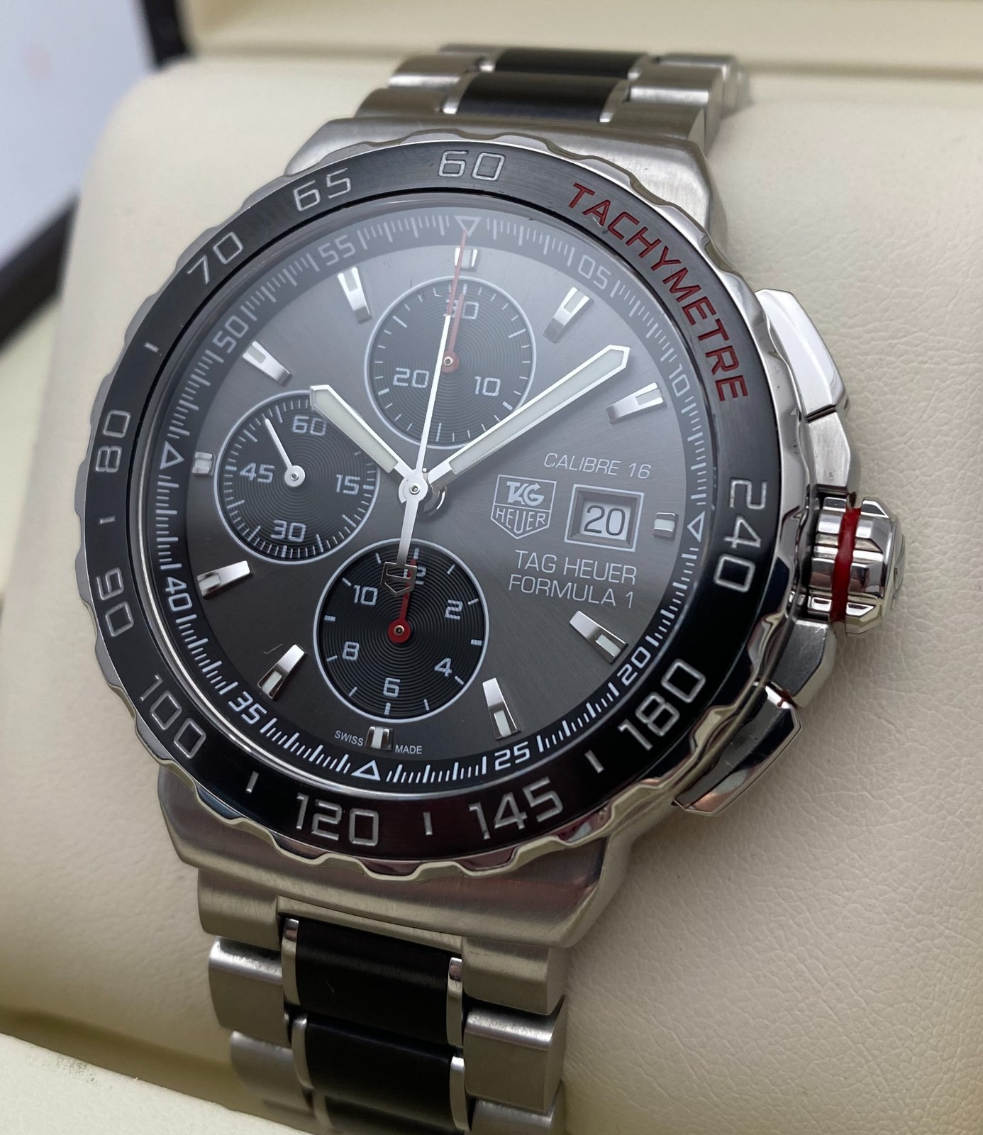 *Box/Papers* Tag Heuer Formula One Ceramic Chronograph Calibre 16 44mm CAU2011