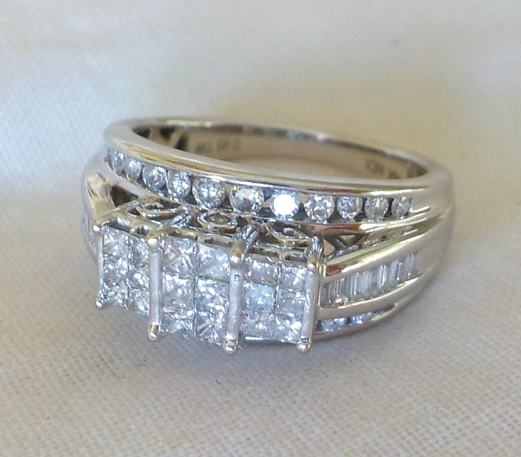 Heavy 14k White Gold Mixed Cut Cluster Diamond Ring – 5.20 gms, Sz 6.75, 0.95 ct