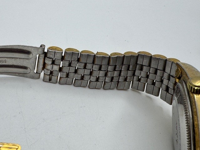 Vintage Men’s AXIS Royal Rainbow Time Gold Tone Quartz Date Watch New Battery