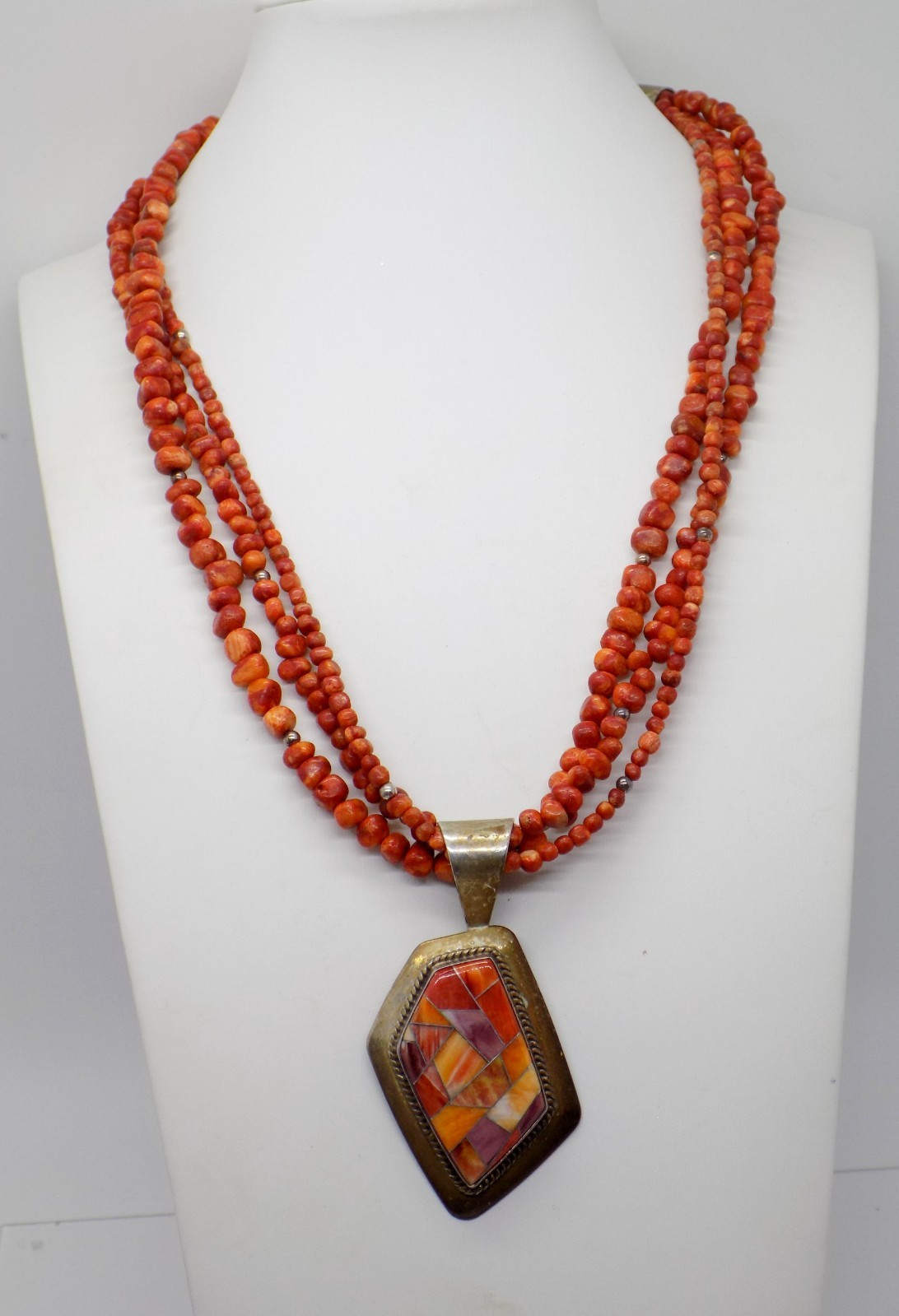 DTR Desert Rose Trading Mine Finds By Jay King Sterling Spiny Oyster Necklace