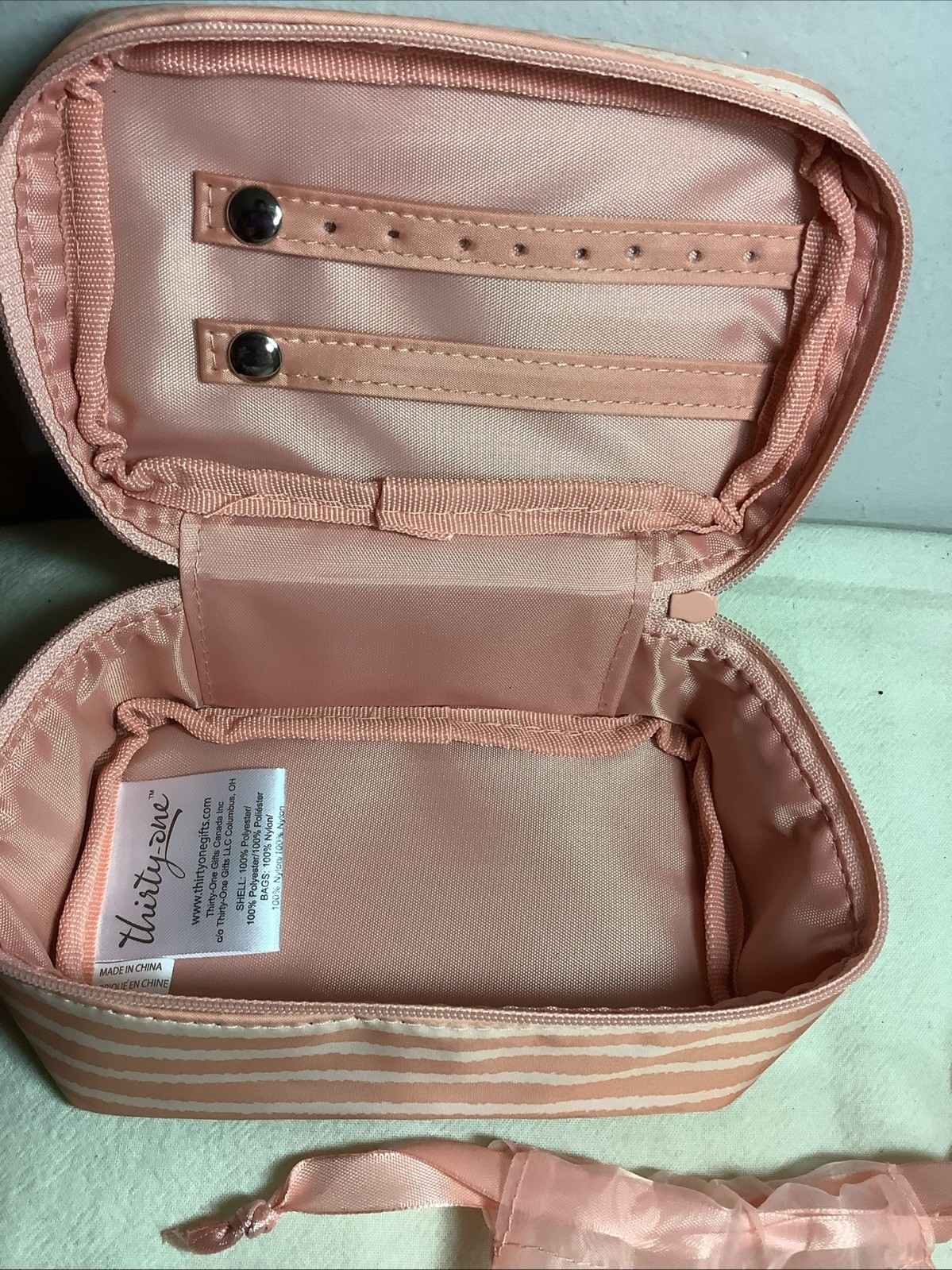 Thirty One Portable/Travel Jewelry Pouch/ Case Peach Stripes EUC