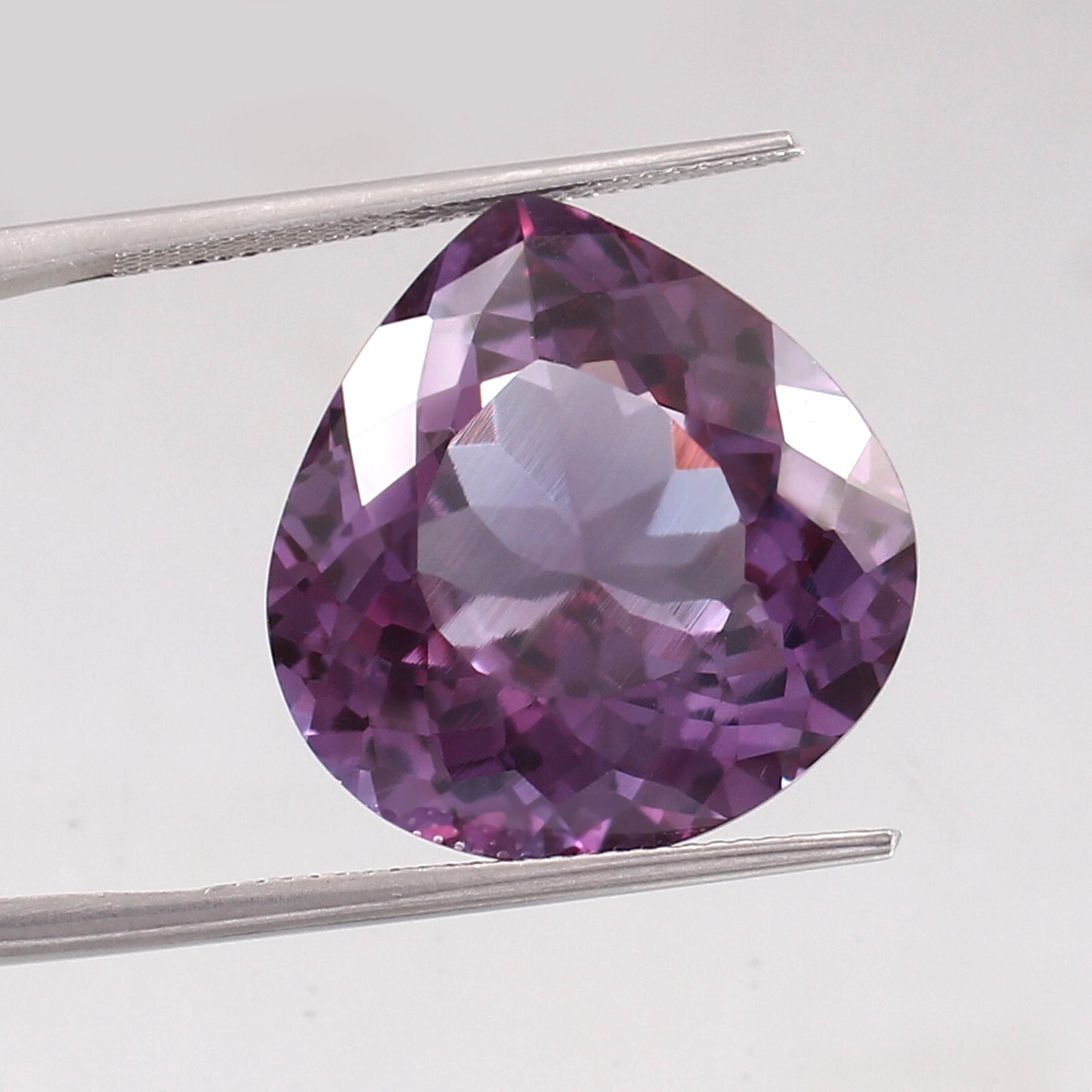Natural Flawless Color Changing Alexandrite Heart Cut Loose Gemstone 30.00 Ct