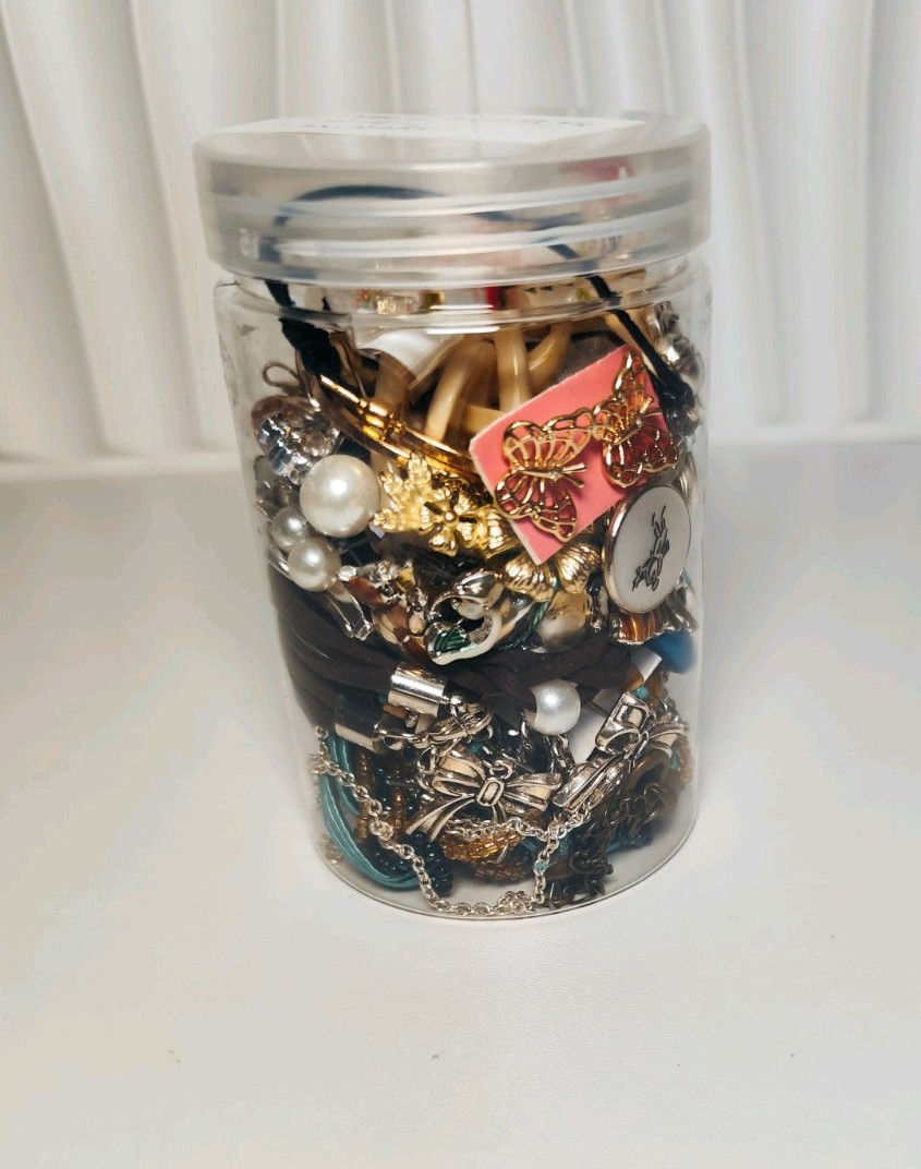 Mystery Jewelry Jar 9 oz – #4 Fashion jewelry – ALL WEAREABLE 10 pcs+