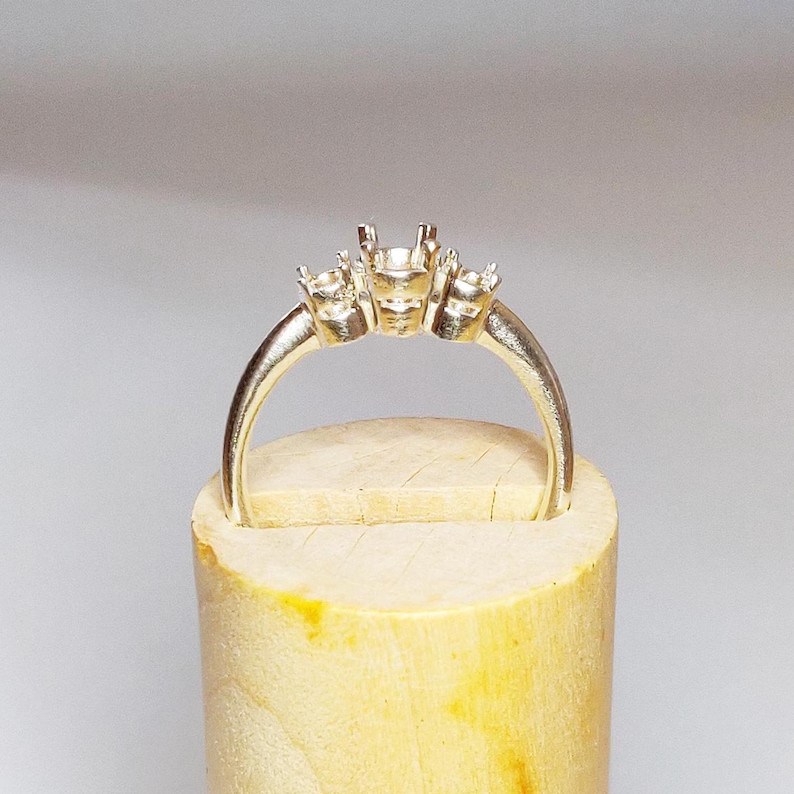 925 Sterling Silver 3-Stone Round Cut Gem Prong Setting Ring Adjustable Jewelry