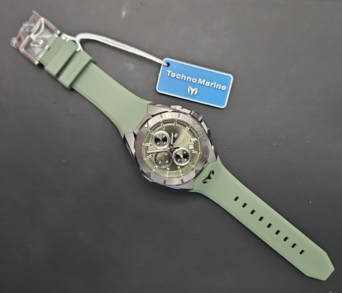 TechnoMarine Ocean Victory Quartz W/Case – 41mm, Black/Olive TM-318139 NIB