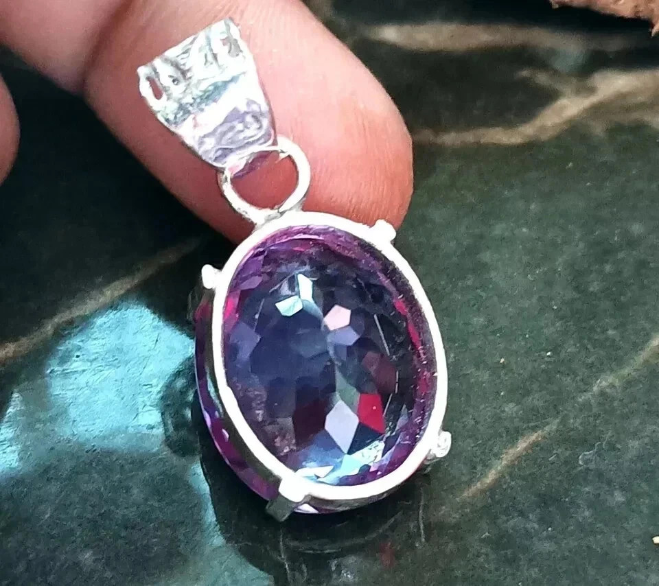 Natural AAA 26 CT Color Change 925 Silver Alexandrite Pendant Certified Gemstone
