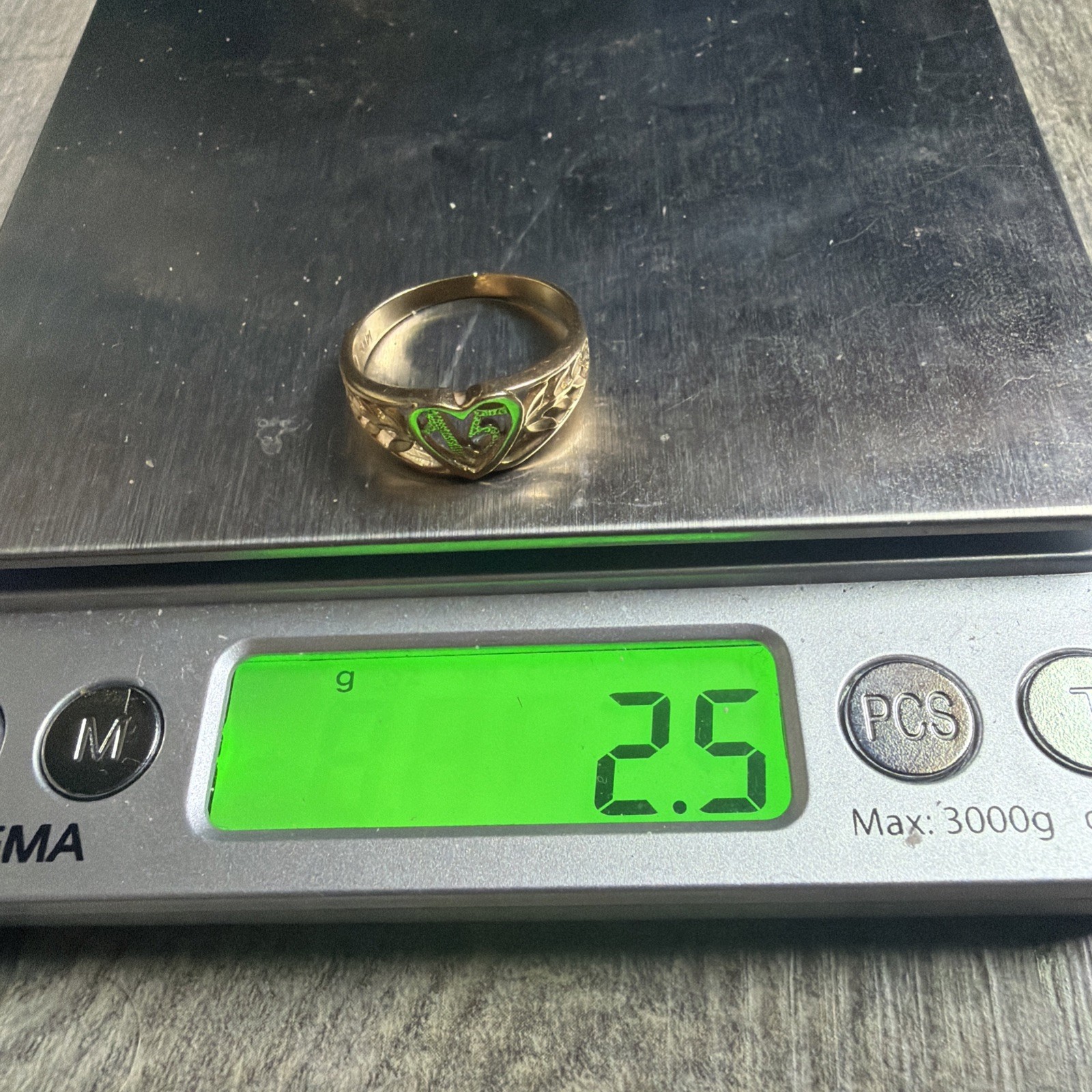 14k GOLD RING SWEET 15 YELLOW 2.4 GRAMS 7.25 INCHES