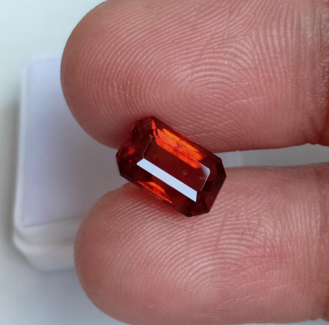 Genuine Red Hessonite Garnet Faceted From Mozambique May Birthstone Gem 4 Ct