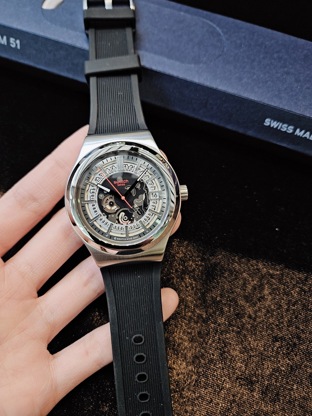 Swatch SISTEM 51 Automatic Irony SISTEM THROUGH AGAIN YIS431 NEW IN BOX