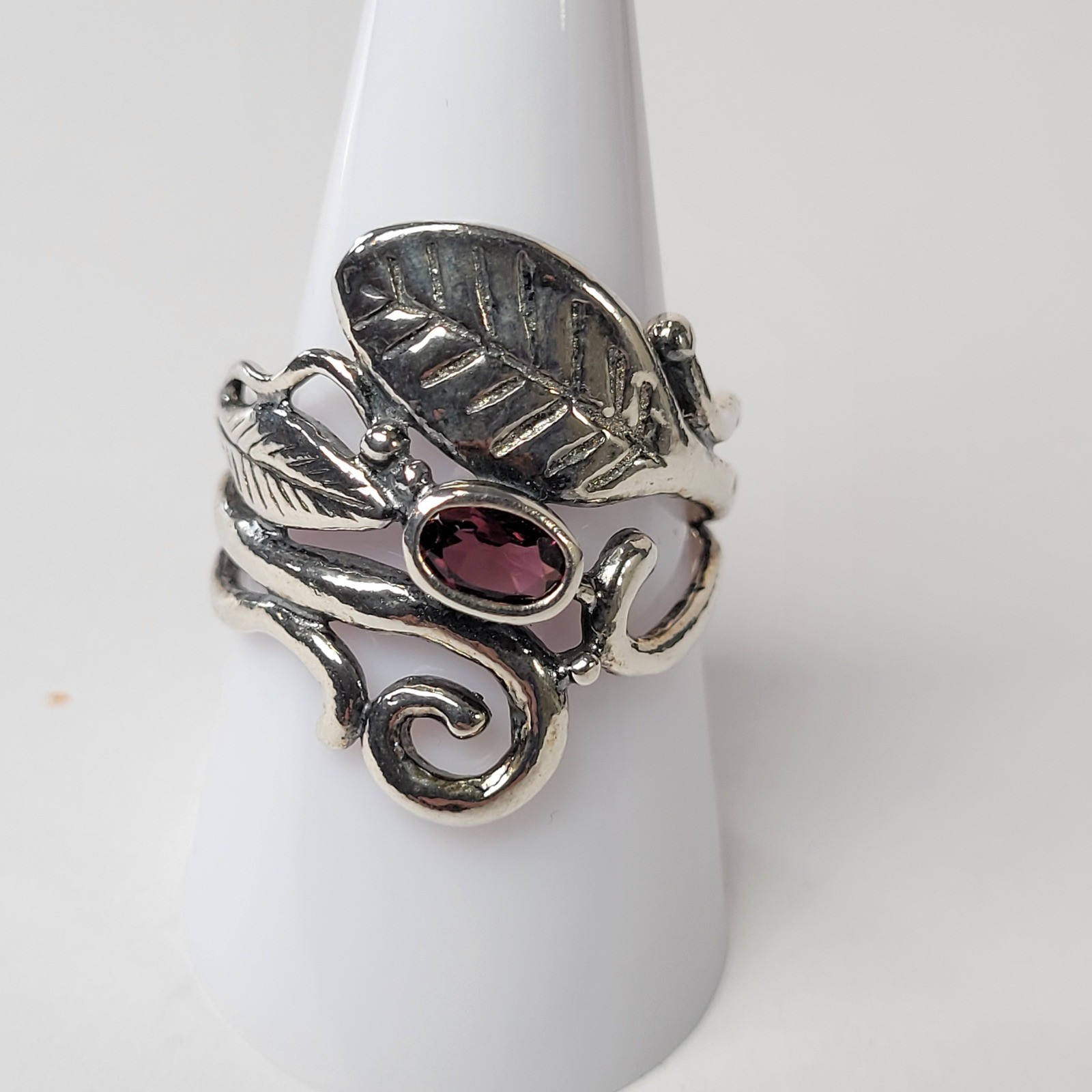Vintage Sterling Silver Amethyst Ring Leaf Design Sz 9.75 Boho Jewelry PZ Israel