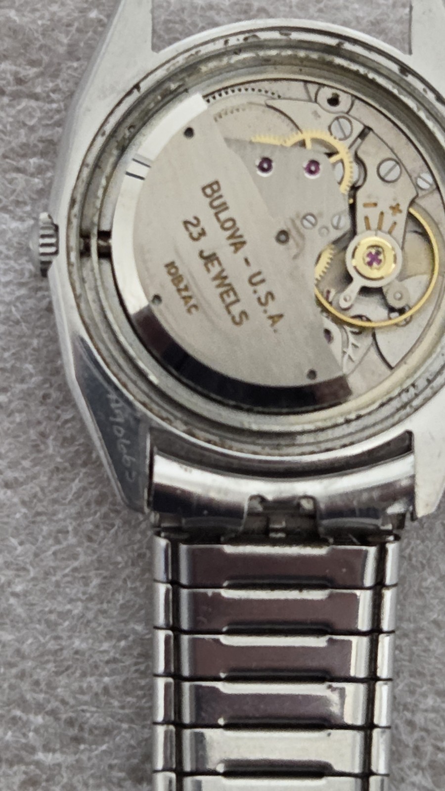 Rare Case And Dial Vintage Bulova 23 Jewels Automatic 10BZAC Running Watch