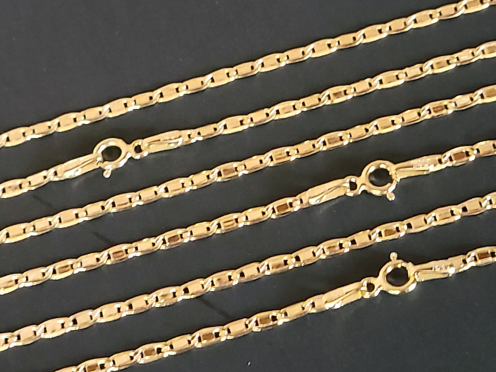 14K Solid Yellow Gold 2.3 mm Valentino Chain Necklace 18″, 20″, 22″.
