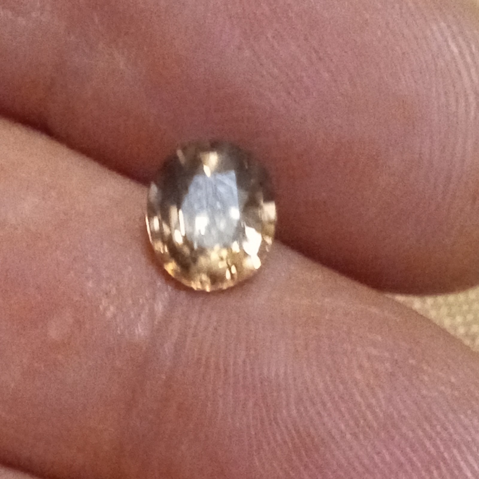 1.83 ct VVS natural champagne zircon oval shaped gorgeous 😍😍